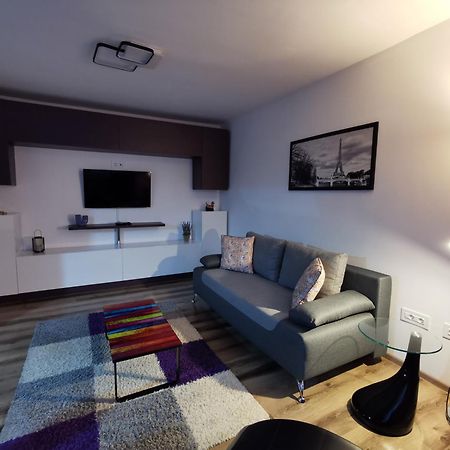 Apartament Asr Piatra Neamţ Екстериор снимка