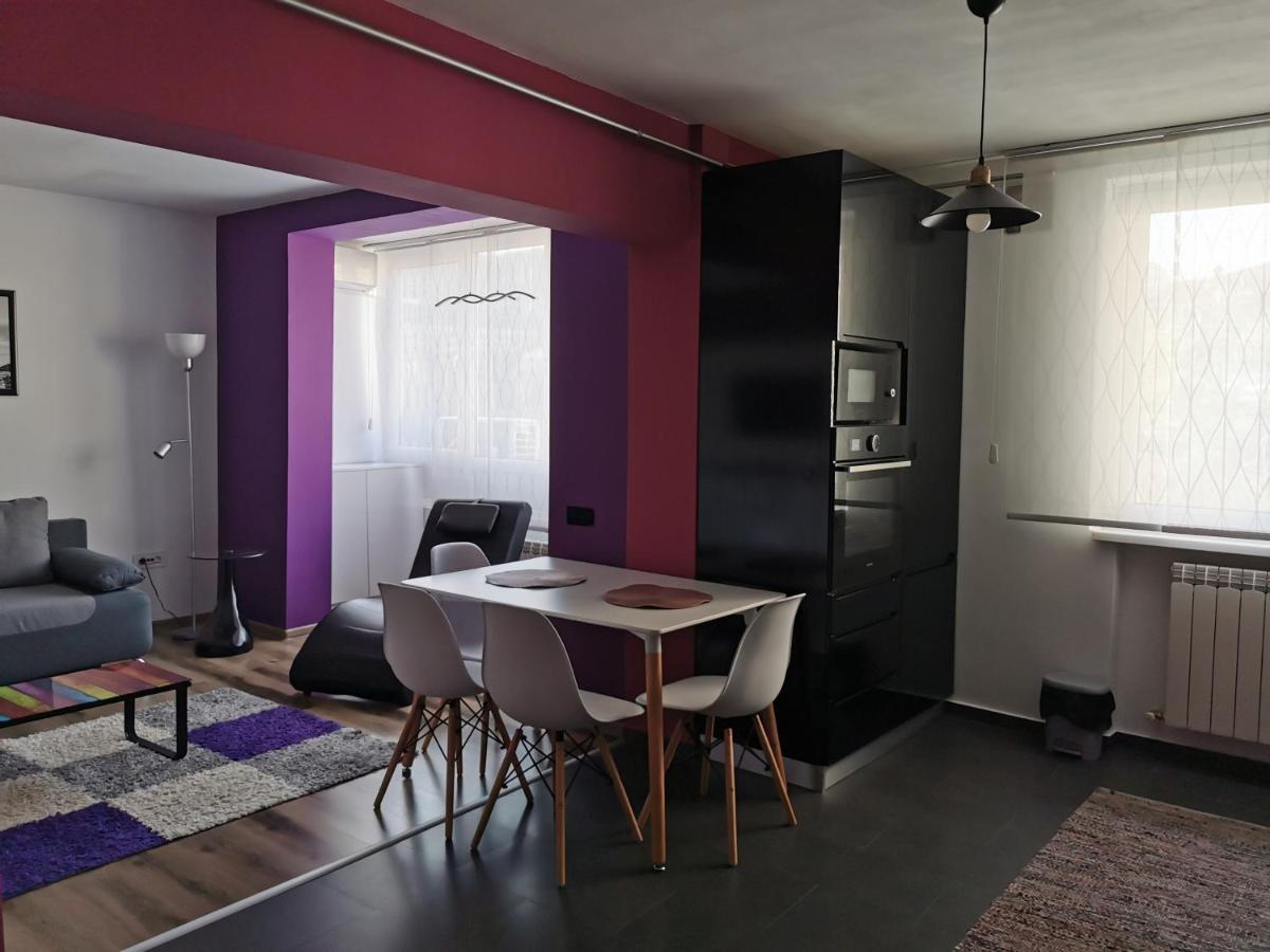 Apartament Asr Piatra Neamţ Екстериор снимка