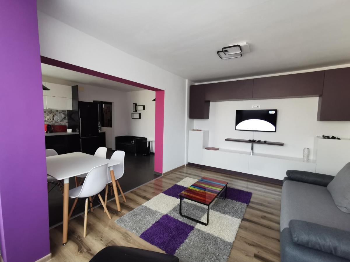 Apartament Asr Piatra Neamţ Екстериор снимка